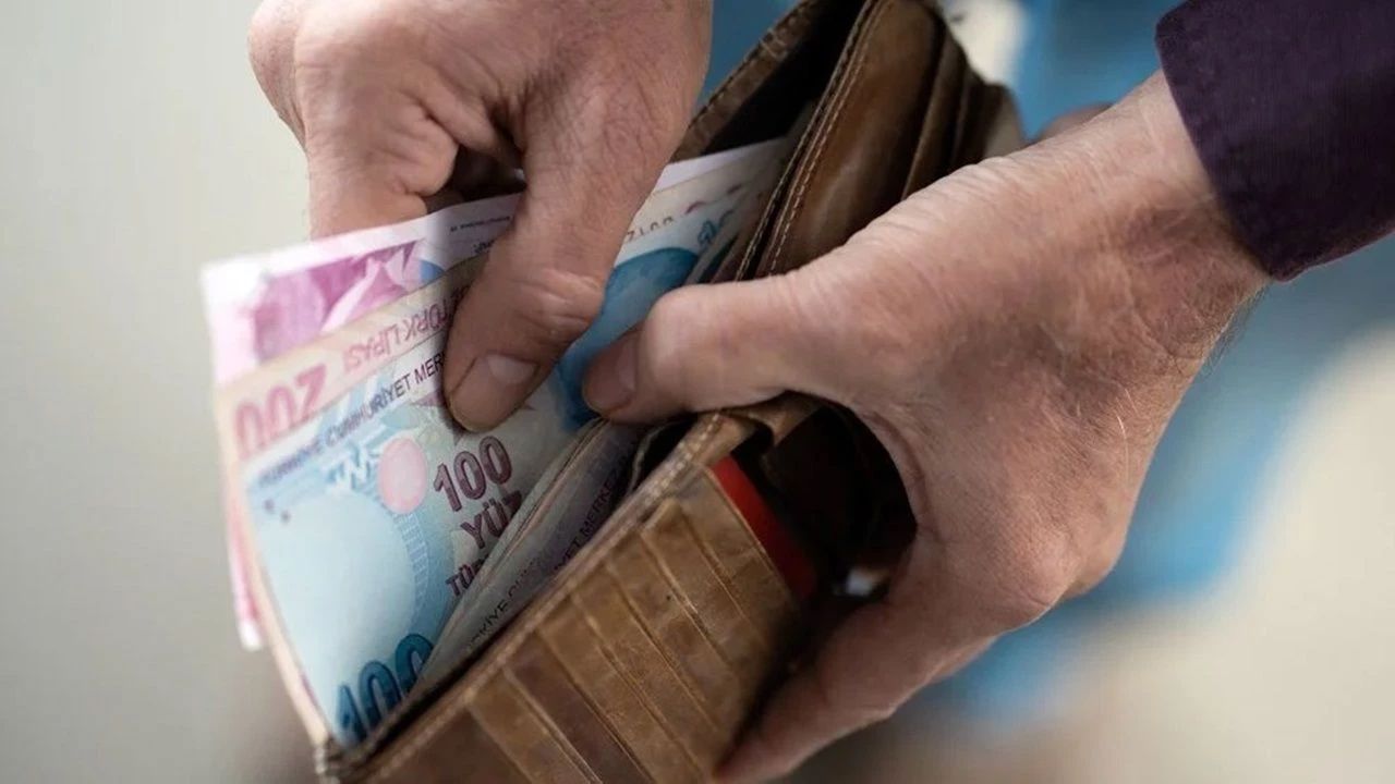 Asgari ücrette 9 aylık kayıp belli oldu! 2026 zammı için beklentiler arttı