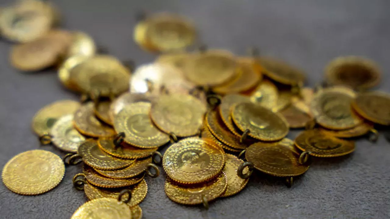 Altın Fiyatlarında Sert Düşüş! Uzmanlar Uyardı: “Rüzgar Tersine Döndü”