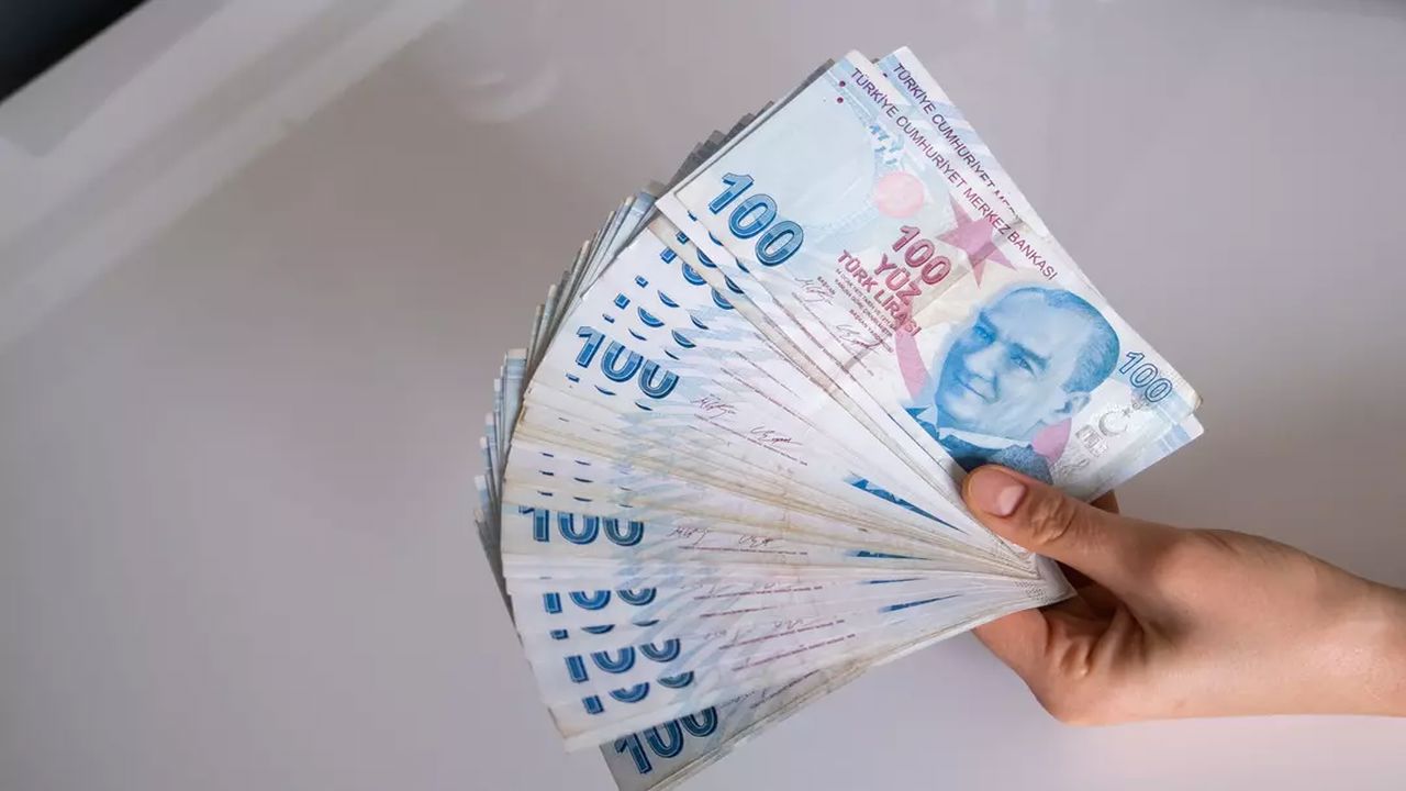 En Düşük Emekli Maaşında Yeni Rakam! Refah payı ve Seyyanen zam gelmezse emekli yandı