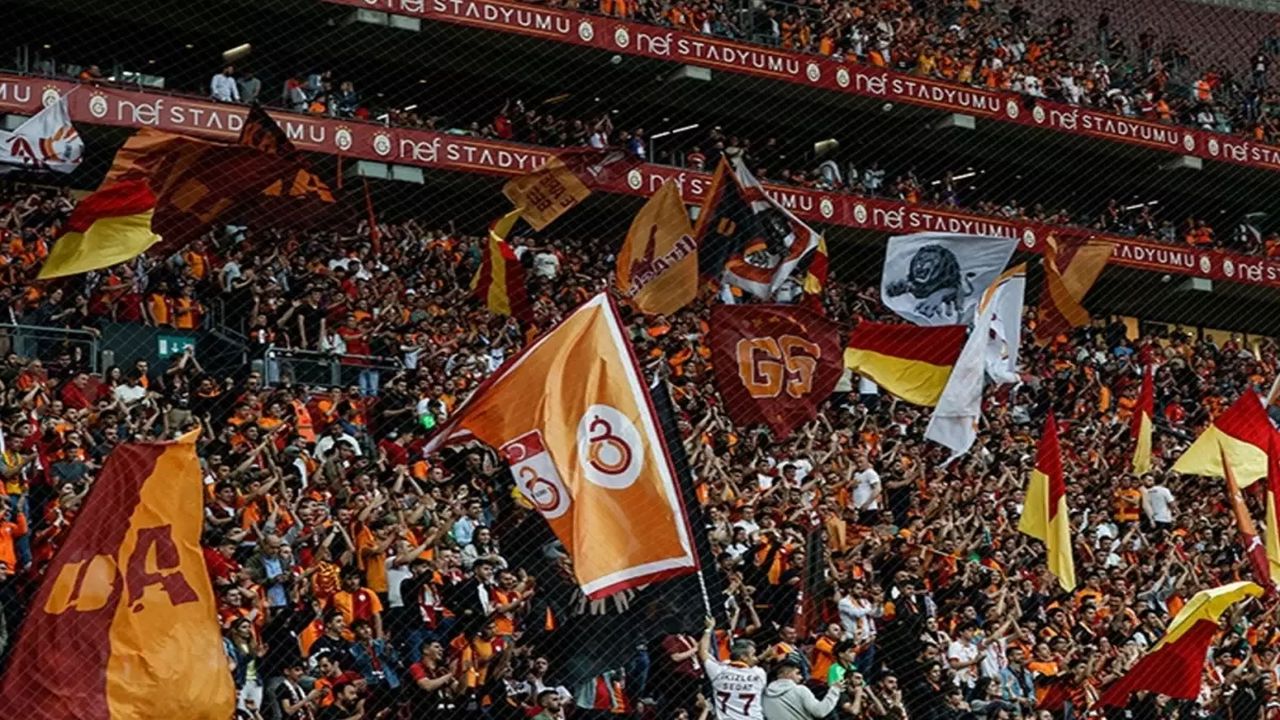 Galatasaray’a Dünya Yıldızından Yeşil Işık
