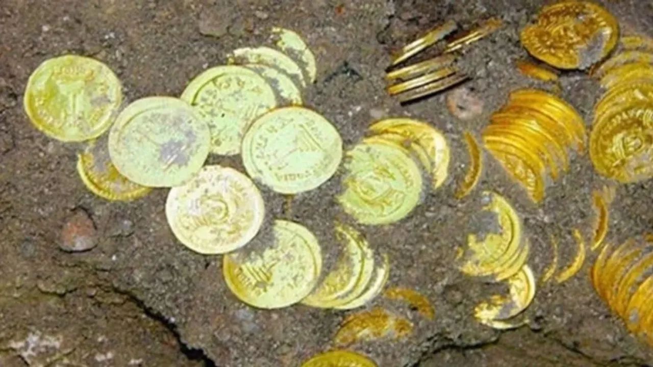 İnşaat Kazısında 3 Bin Yıllık Hazine Ortaya Çıktı