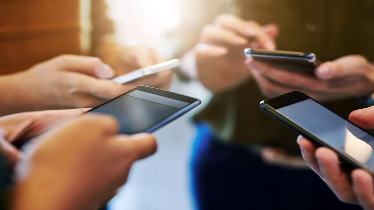 Tarih Belli Oldu! Türkiye 1 Nisan 2026’da 5G’ye Geçiyor