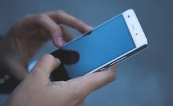 Telefonunuzda Varsa Hemen Silin! Bu 6 Uygulama Gizlice Kart Bilgilerinizi Çalıyor