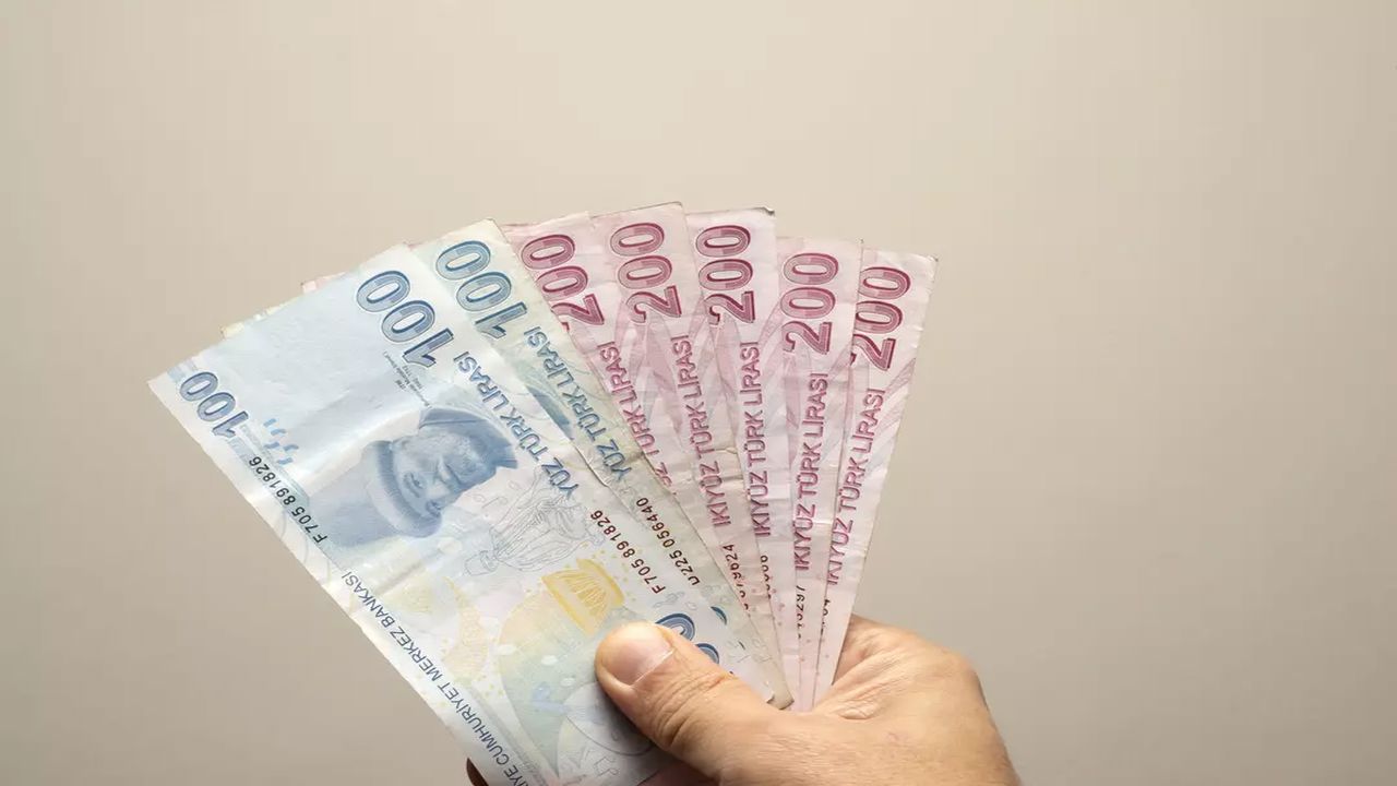 Memur ve Emekliye 3 Aylık Enflasyon Farkı Belli Oldu! Ocak Zammı İçin Güncel Hesaplama